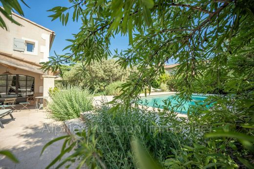 Villa a Eygalières, Bocche del Rodano