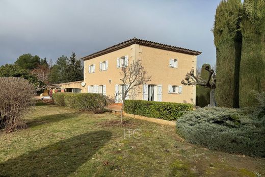 Villa in Trets, Bouches-du-Rhône