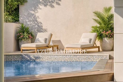 Apartment / Etagenwohnung in Cannes, Alpes-Maritimes