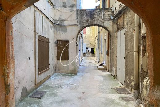 빌라 / Arles, Bouches-du-Rhône