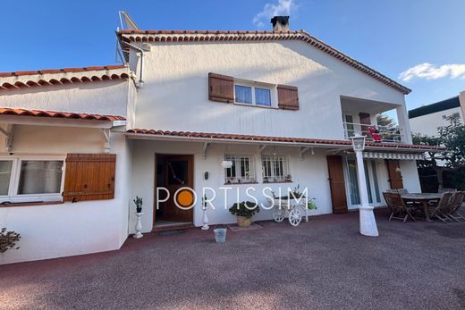 别墅  Saint-Laurent-du-Var, Alpes-Maritimes