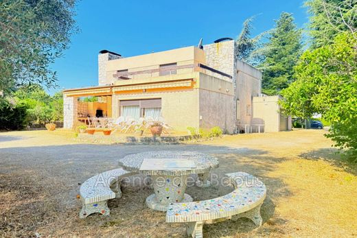 Villa en La Gaude, Alpes Marítimos