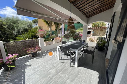 Villa in Vence, Alpes-Maritimes