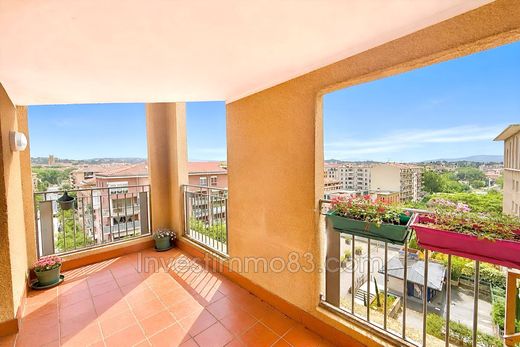 Apartamento - Aix-en-Provence, Bocas do Ródano
