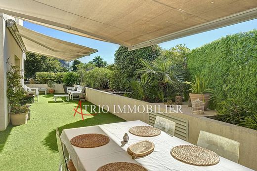 Appartamento a Saint-Laurent-du-Var, Alpi Marittime