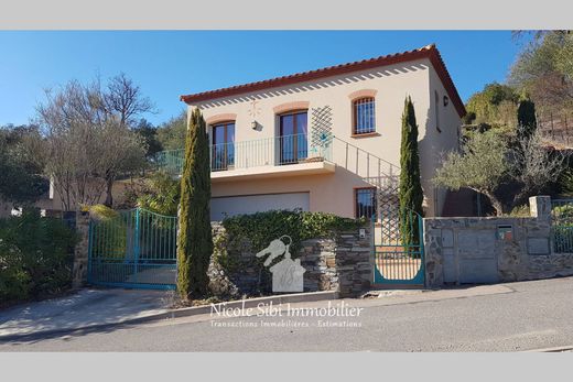 Villa in Corbère, Pyrénées-Orientales