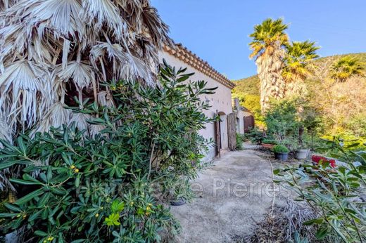 Cavalaire-sur-Mer, Varのヴィラ