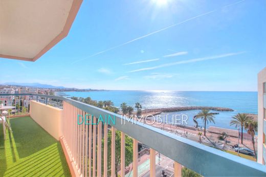 Apartment / Etagenwohnung in Cagnes-sur-Mer, Alpes-Maritimes