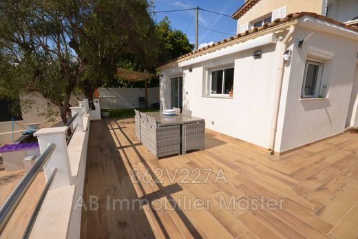 套间/公寓  Mougins, Alpes-Maritimes