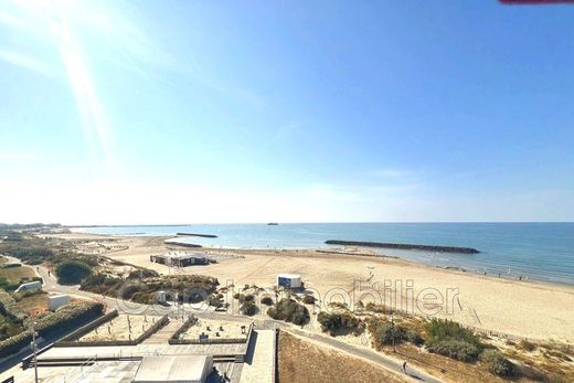 Le Cap d'Agde, Héraultのアパートメント