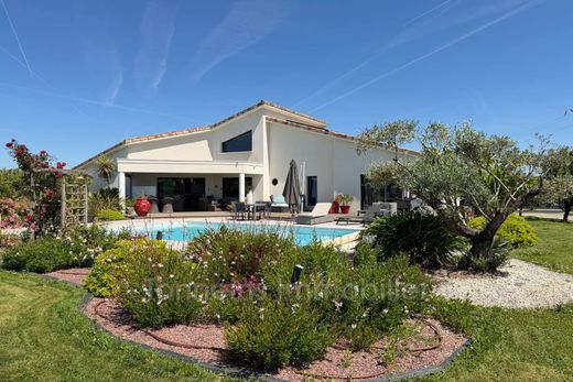 Вилла, Mauvezin-sur-Gupie, Lot-et-Garonne