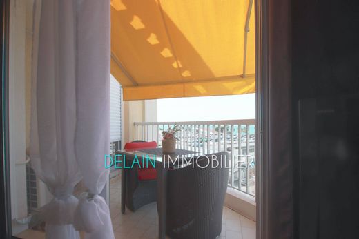 Piso / Apartamento en Cagnes-sur-Mer, Alpes Marítimos