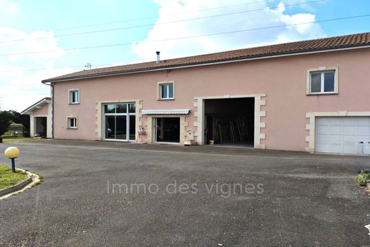 Villa in Ambarès-et-Lagrave, Gironde