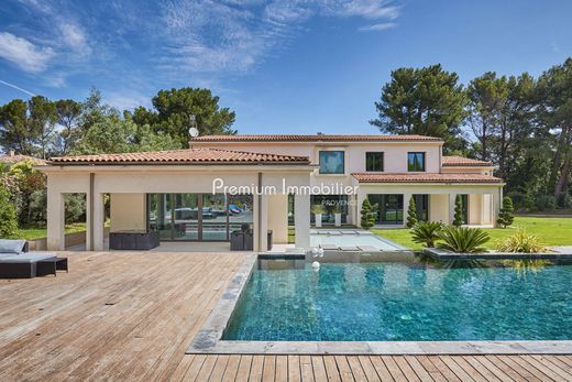 Villa a Aix-en-Provence, Bocche del Rodano