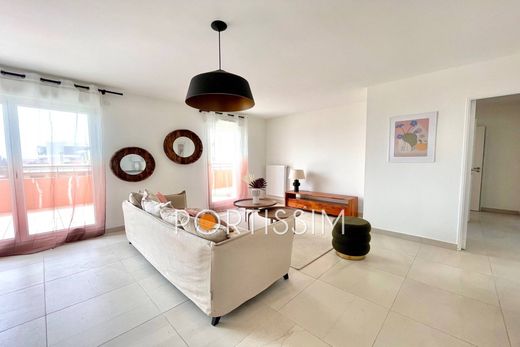 Appartement in Saint-Laurent-du-Var, Alpes-Maritimes