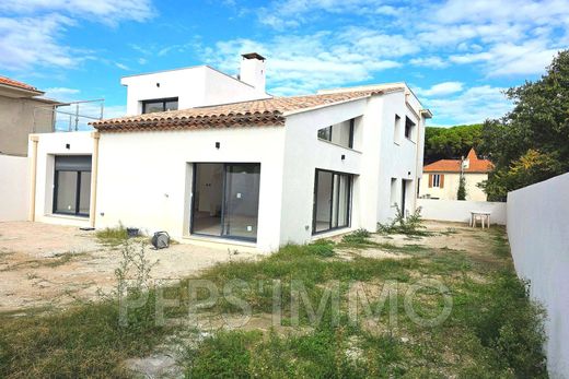 Apartment in Carry-le-Rouet, Bouches-du-Rhône