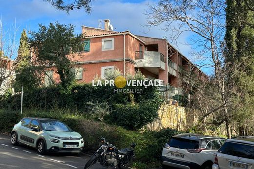 Piso / Apartamento en Aix-en-Provence, Bocas del Ródano