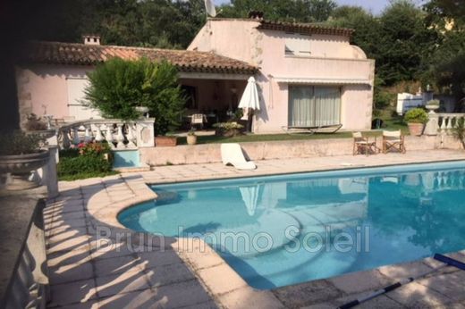 Vence, Alpes-Maritimesのヴィラ