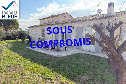 Villa in Marignane, Bouches-du-Rhône