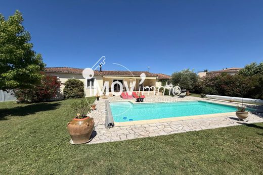 Villa in Uzès, Gard