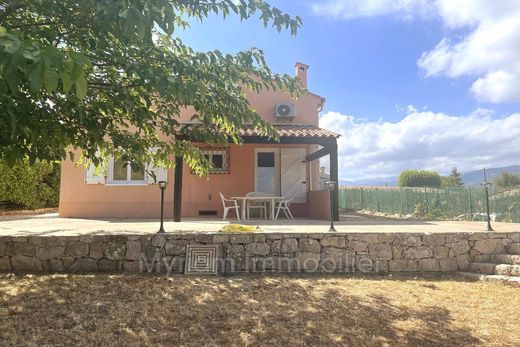 Villa in Saint-Cézaire-sur-Siagne, Alpes-Maritimes
