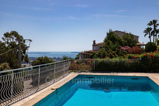 Villa in Mandelieu-la-Napoule, Alpes-Maritimes