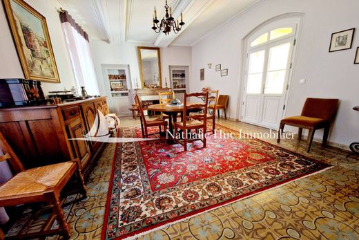 Villa in Saint-Laurent-de-la-Salanque, Pyrénées-Orientales