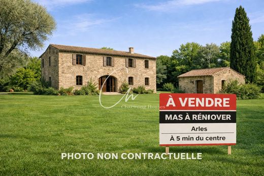 Villa en Arles, Bocas del Ródano