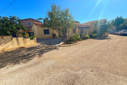 Villa a Draguignan, Var