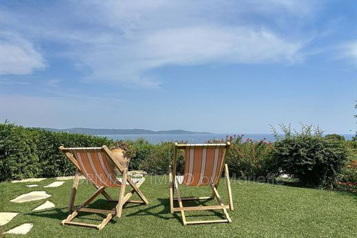 Villa in Cavalaire-sur-Mer, Var