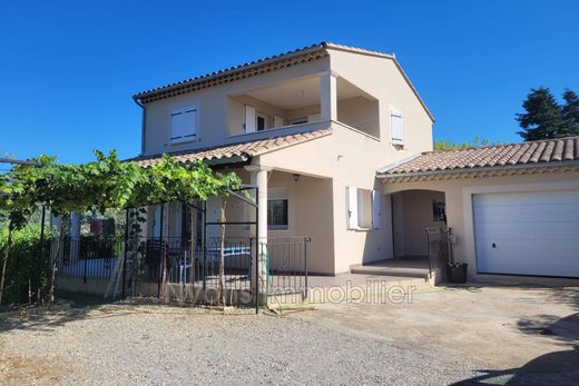 Villa in Mirabel-aux-Baronnies, Drôme