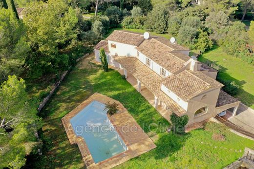 Villa in Mouans-Sartoux, Alpes-Maritimes