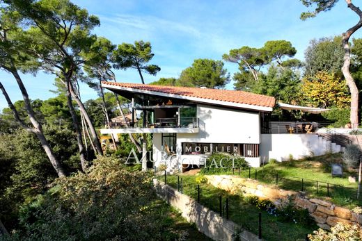 Villa en Mougins, Alpes Marítimos
