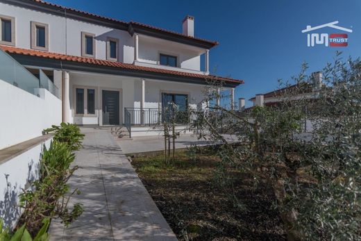 Vila Nova de Ourém, Ourémの高級住宅