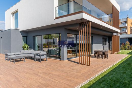 Luxury home in Vila Nova de Gaia, Distrito do Porto
