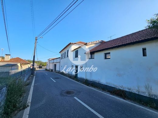 Ρουστίκ ή Αγροικίες σε Santa Maria da Feira, Distrito de Aveiro