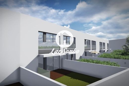 Luxury home in Maia, Distrito do Porto