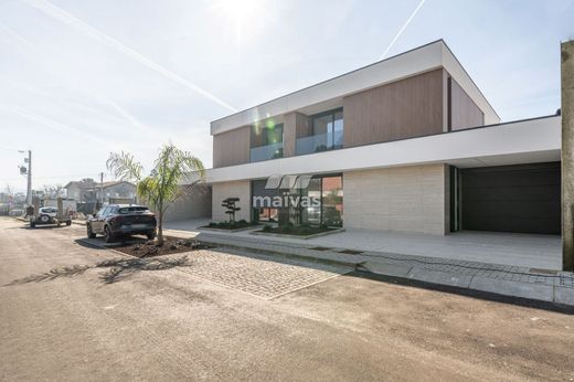 Casa di lusso a Vila Verde, Distrito de Braga