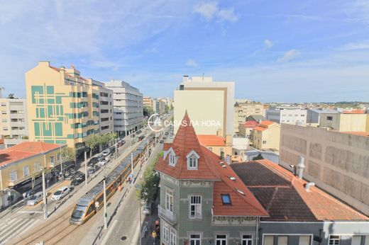 Apartment / Etagenwohnung in Matosinhos, Distrito do Porto