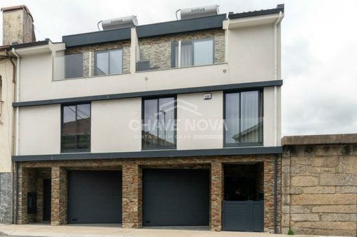 Luxury home in Valongo, Distrito do Porto