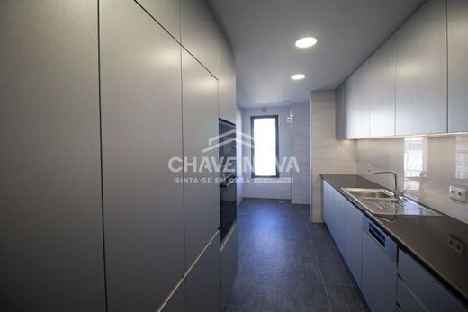 Apartment / Etagenwohnung in Porto, Distrito do Porto