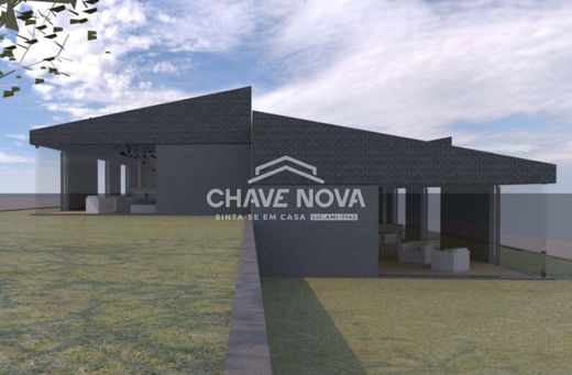 منزل ﻓﻲ Santa Maria da Feira, Distrito de Aveiro