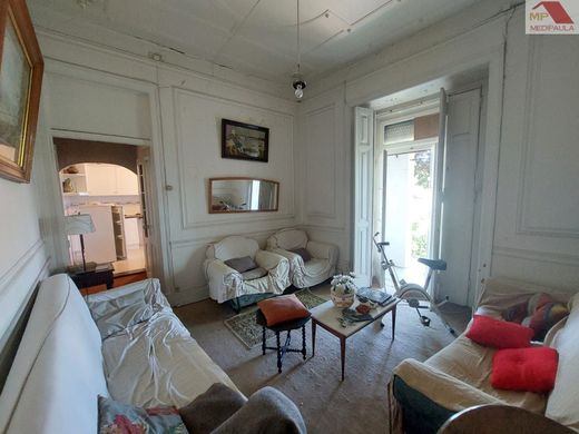 Apartment / Etagenwohnung in Lissabon, Lisbon