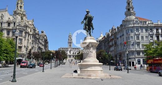 Apartment / Etagenwohnung in Porto, Distrito do Porto