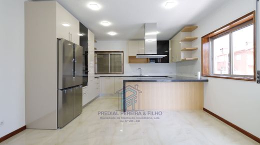 Luxury home in Valongo, Distrito do Porto