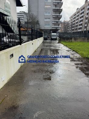 Grundstück in Maia, Distrito do Porto