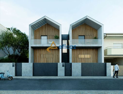 Luxus-Haus in Paredes, Distrito do Porto