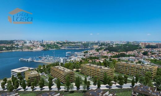 Apartment / Etagenwohnung in Vila Nova de Gaia, Distrito do Porto