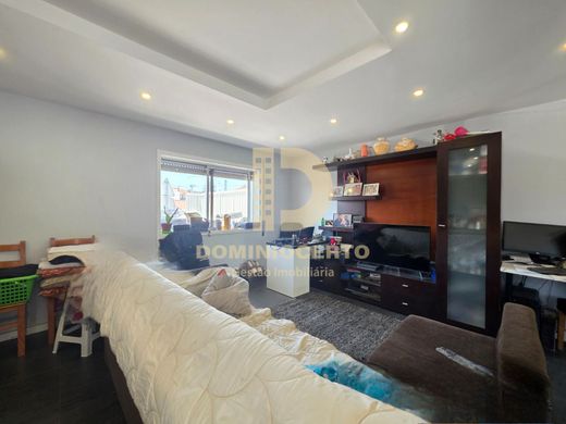 منزل ﻓﻲ Gondomar, Distrito do Porto