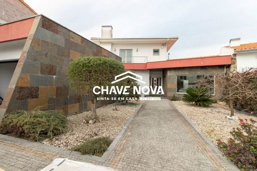 Luxury home in Santa Maria da Feira, Aveiro